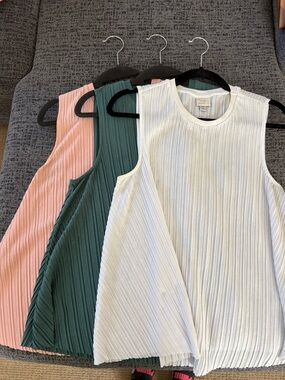 A new day flowy tank tops!